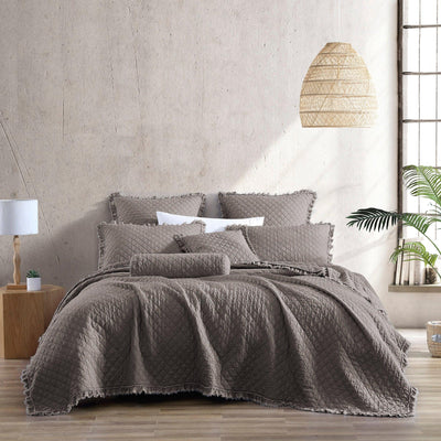 Brielle Home Ravi Stone Washed Solid Quilt Set - LinensNow